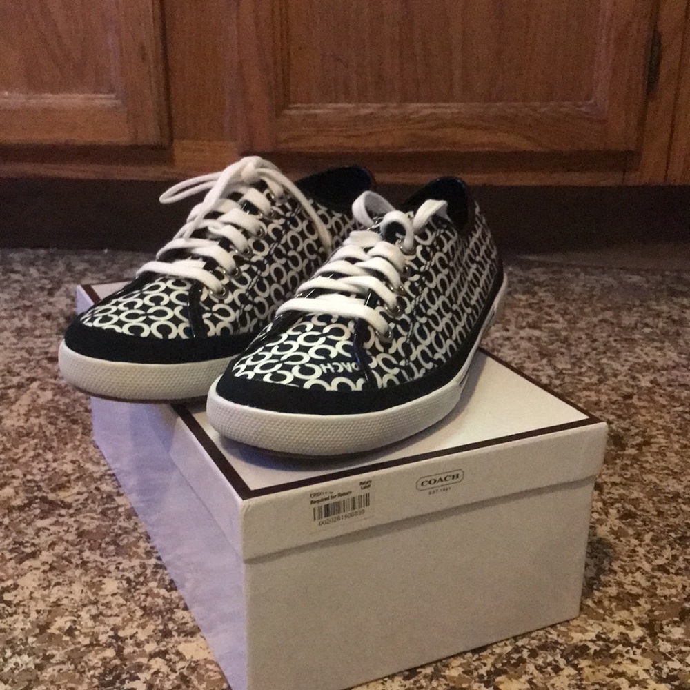 Brand New Coach Black & White Canvas Signature C Sneakers